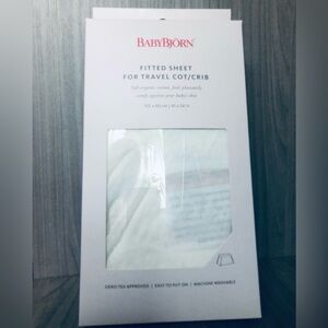 NWT Baby Bjorn White Fitted Sheet for Travel Cot/Crib.